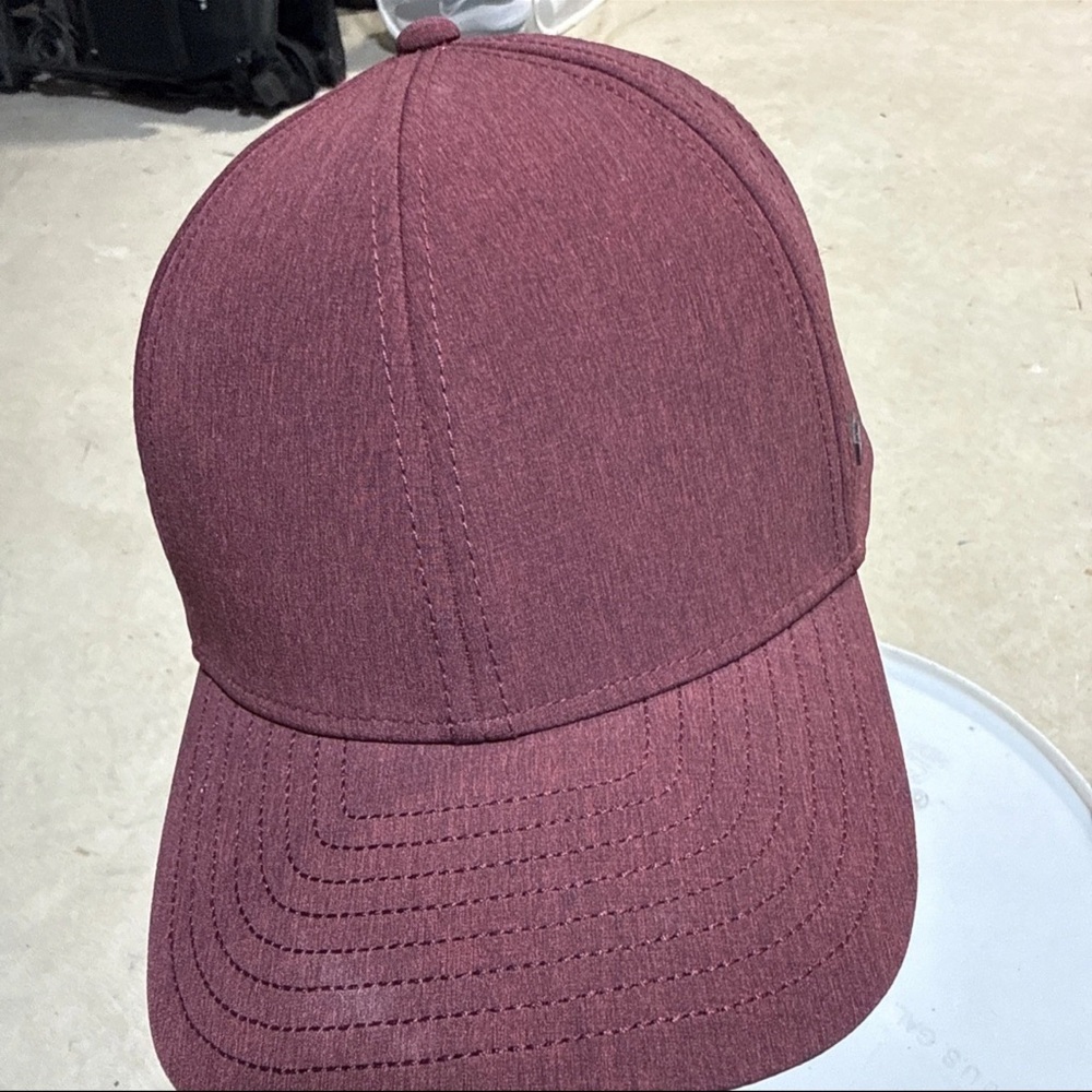 Melin A-Game Hydro SnapBack Baseball Cap Hat Heather Maroon - Light Breathable